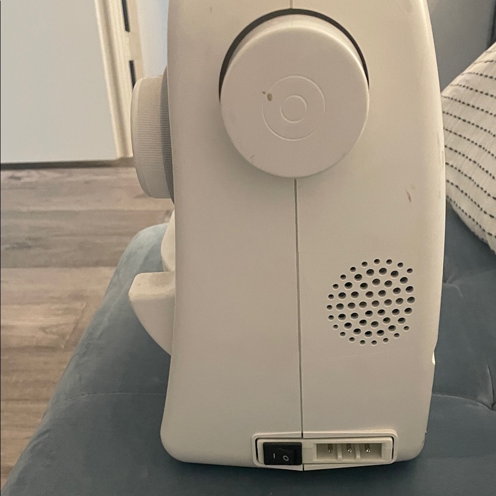 Brother LS-590 White Sewing Machine - Picture 3 of 5